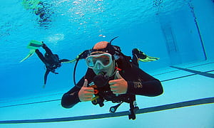 Pool, Diving wallpaper