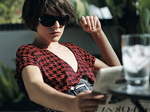 Milla Jovovich, Celebrity wallpaper
