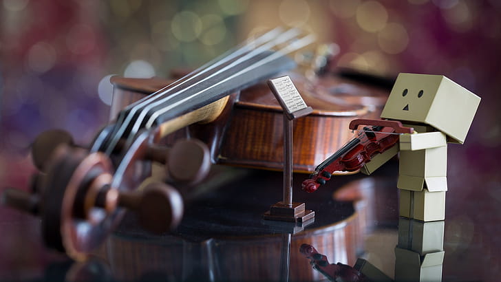Violin, Danbo, Misc, Bokeh, Reflection wallpaper