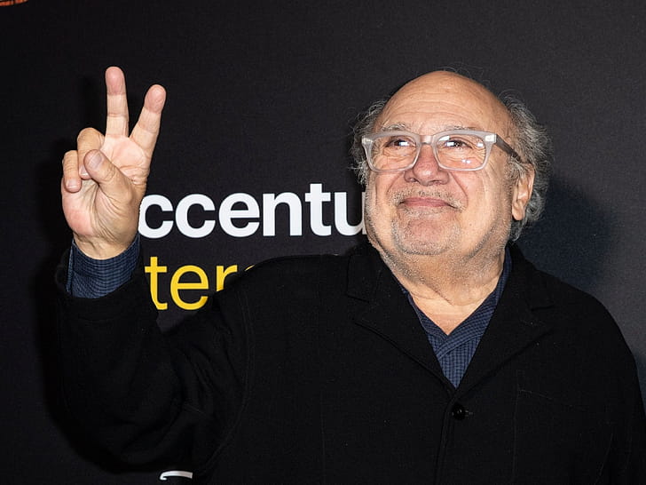 Danny DeVito , Versatile actor, Hollywood star, wallpaper