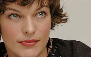 Milla Jovovich, Celebrity wallpaper