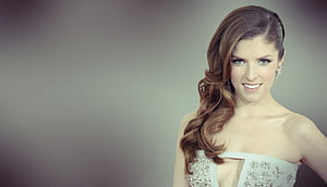 Anna Kendrick Smiling, anna-kendrick, celebrities, girls wallpaper