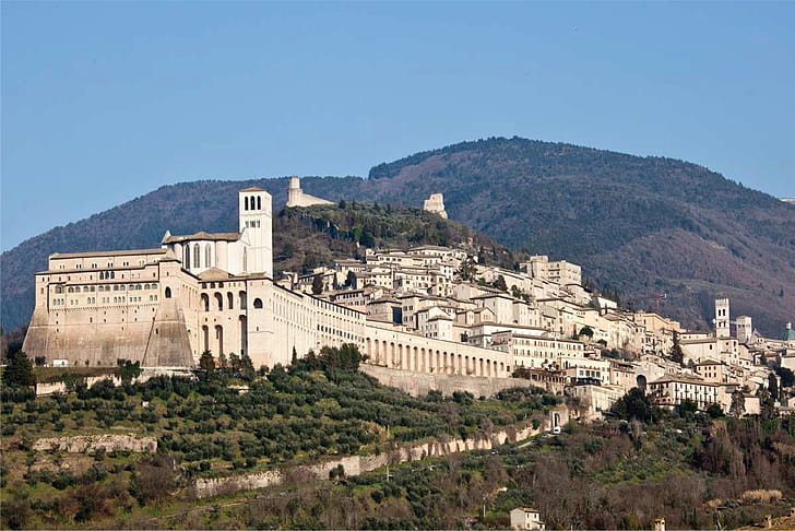 Assisi , Man-made structures wallpaper
