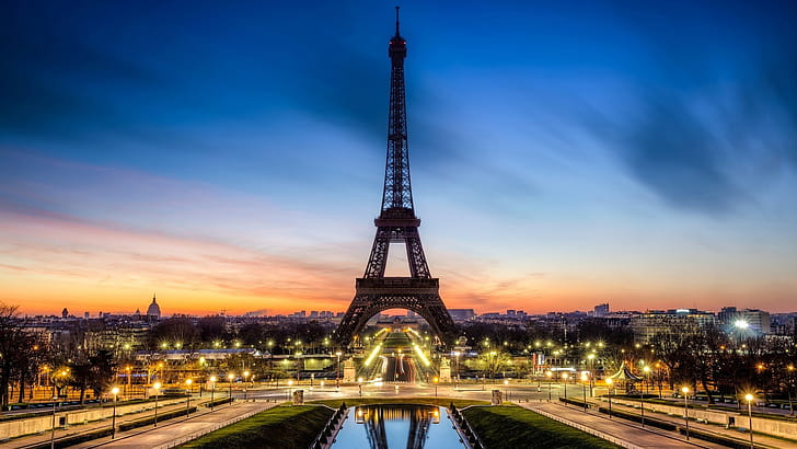 Eiffel Tower, Paris wallpaper