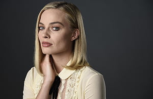 Margot Robbie Portrait, margot-robbie, celebrities, girls, portrait wallpaper