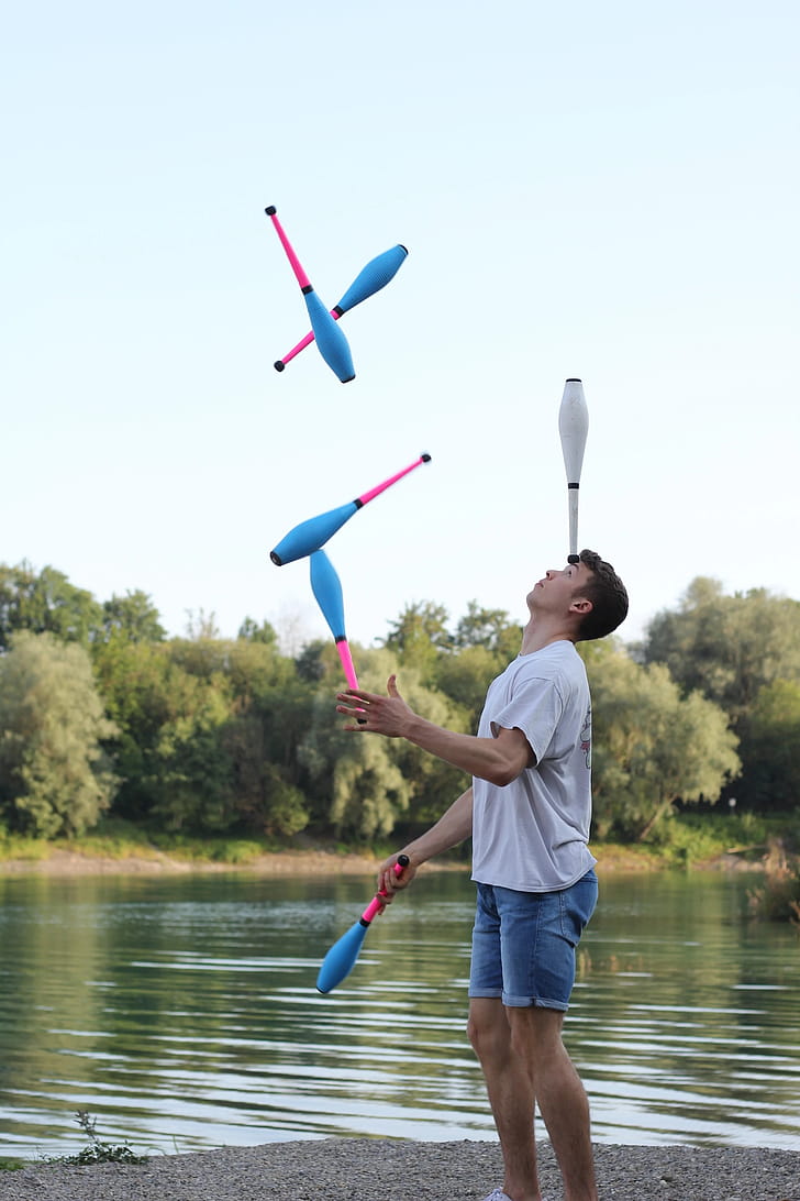 Moritz Rosner, Juggling phone wallpaper