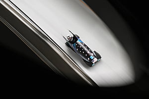 Monobob, Sledding wallpaper