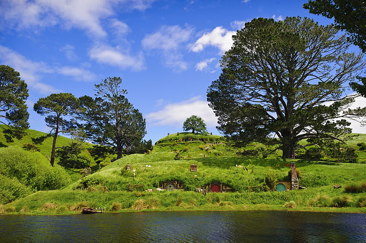 Hobbiton wallpaper
