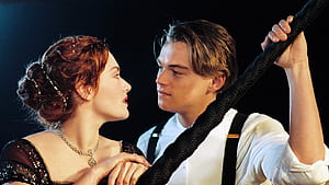 Kate Winslet And Leonardo In Titanic Movie, kate-winslet, celebrities, girls, titanic, movies, leonardo-dicaprio, love, couple wallpaper