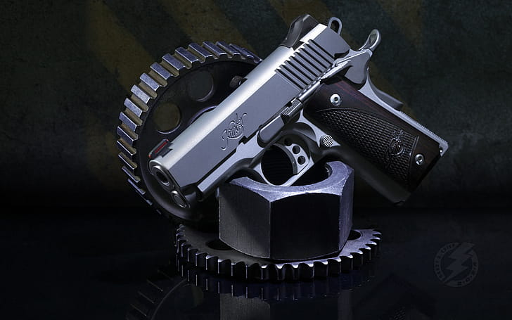 gun wallpaper