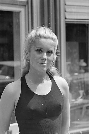 Catherine Deneuve, Elegant phone wallpaper