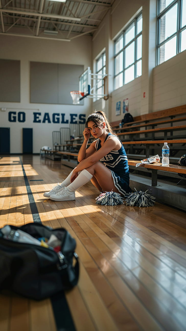 Courtside Eagle Cheer — iPhone phone wallpaper