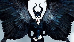 Angelina Jolie In Maleficent Movie , angelina-jolie, celebrities, movies, maleficent wallpaper