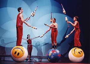 Circus, Juggling wallpaper