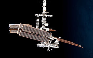 SolarAarray, International Space Station wallpaper