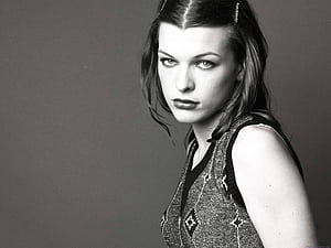 Milla Jovovich, Celebrity wallpaper