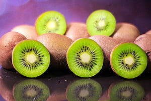Kiwi ,  background, Refreshing , Appetizing fruit wallpaper