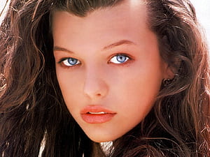 Milla Jovovich, Celebrity wallpaper