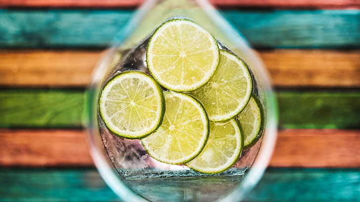 Jug, Lime wallpaper
