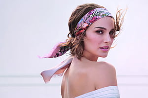 Natalie Portman Dior, natalie-portman, celebrities, actress wallpaper