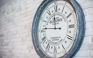 Wall clock, Clock wallpaper