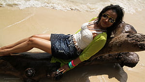 Trisha Indian Actress, trisha, indian-celebrities, girls, desi-girls wallpaper
