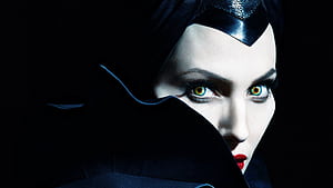 Angelina Jolie In Maleficent, angelina-jolie, celebrities, movies, maleficent wallpaper