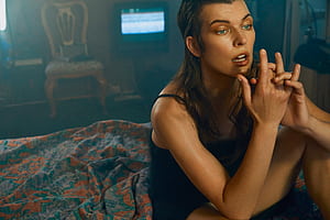Milla Jovovich Vogue 2017, milla-jovovich, celebrities, girls wallpaper