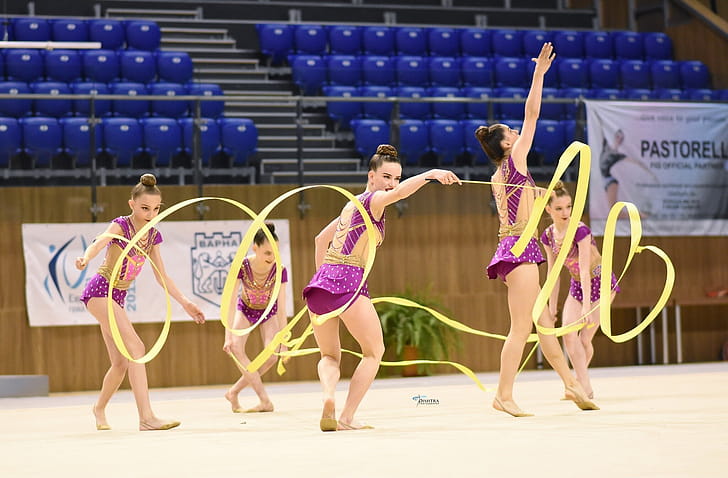 Group performance, Rhythmic Gymnastics wallpaper