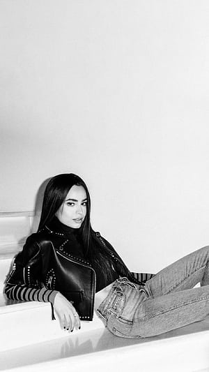 Sofia Carson, Interesting, graphy, Sofia Carson phone wallpaper