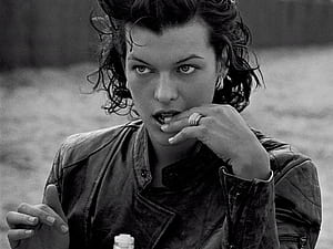 Milla Jovovich, Celebrity wallpaper