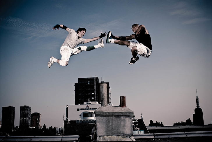 Duo, running wallpaper